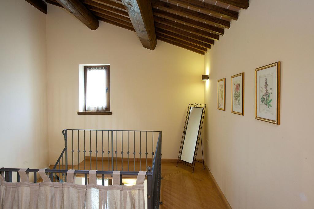Agriturismo Paradiso 44 Assisi Exterior foto